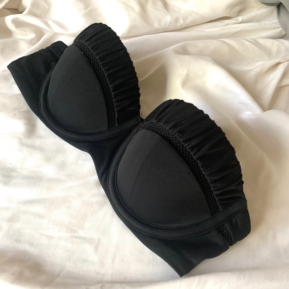 Victoria’s Secret Black Strapless Swim Top 32B